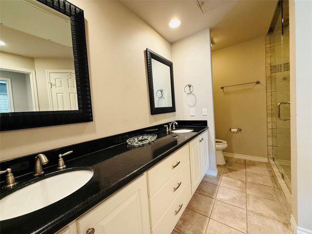 2400 Mccue Road 347, Houston, TX 77056