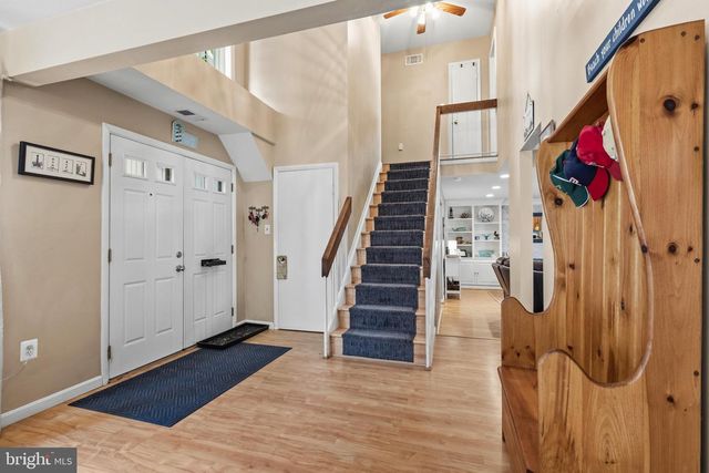 2617 WOODFERN CT, Woodbridge, VA 22192