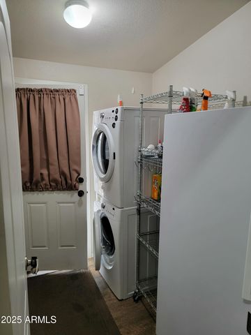 2120 E Bluefield Avenue 112, Phoenix, AZ 85022