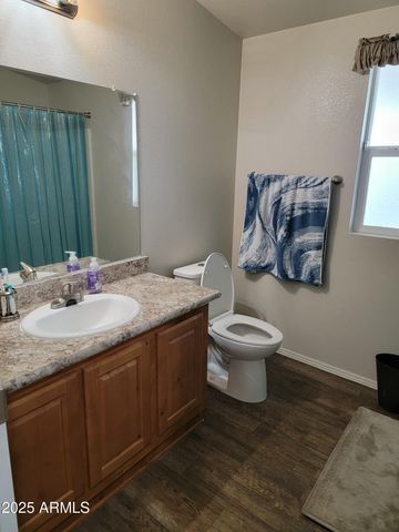 2120 E Bluefield Avenue 112, Phoenix, AZ 85022