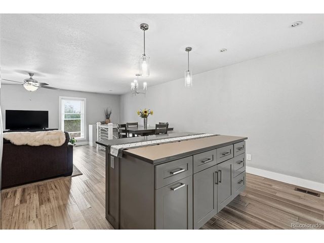 2105 S Idalia St, Aurora, CO 80013