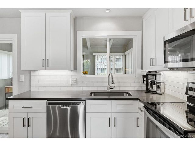 2105 S Idalia St, Aurora, CO 80013