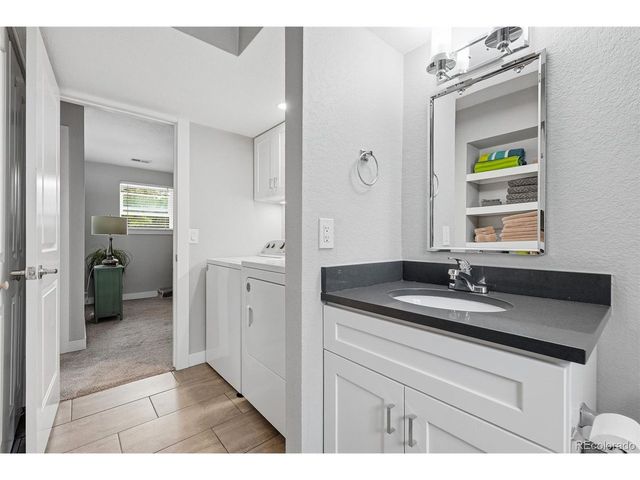 2105 S Idalia St, Aurora, CO 80013