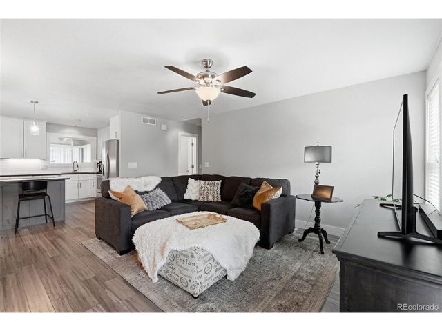 2105 S Idalia St, Aurora, CO 80013