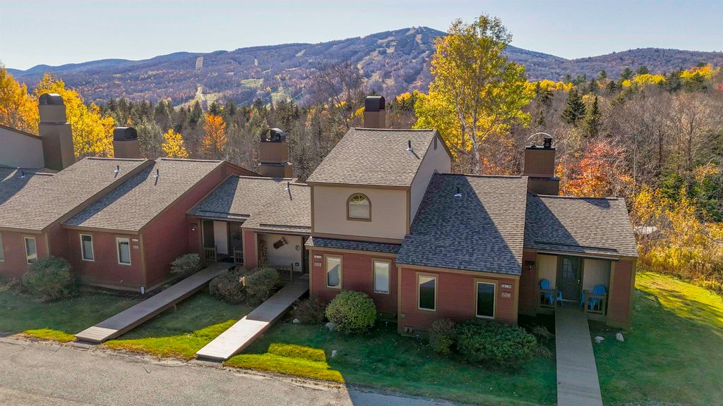 106 Silver Birch # 17H, Dover, VT 05356