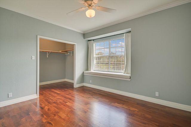 8902 Spicebrush DR, Austin, TX 78759