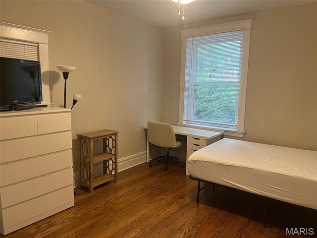 5920 McPherson Avenue 1st Floor, St Louis, MO 63112