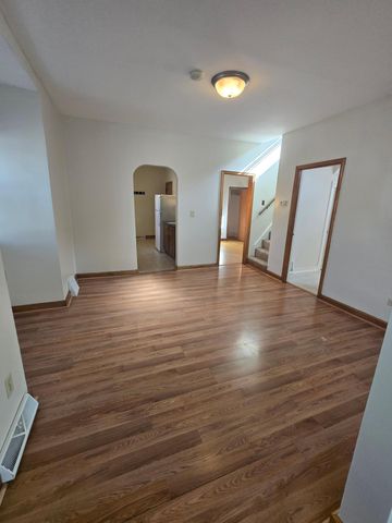 801 26th Avenue NE, Minneapolis, MN 55418