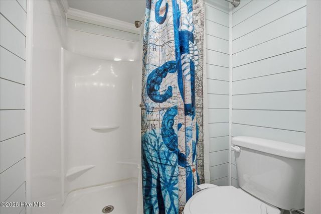 3 Bermuda Landing Place, N Topsail Beach, NC 28460