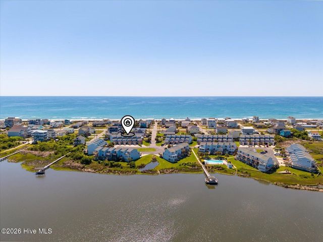 3 Bermuda Landing Place, N Topsail Beach, NC 28460