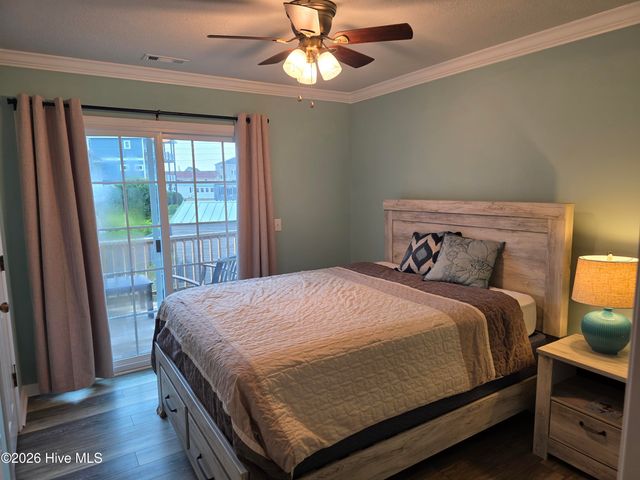 3 Bermuda Landing Place, N Topsail Beach, NC 28460