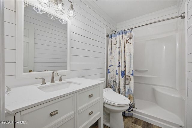 3 Bermuda Landing Place, N Topsail Beach, NC 28460