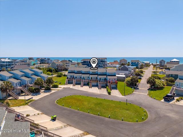 3 Bermuda Landing Place, N Topsail Beach, NC 28460