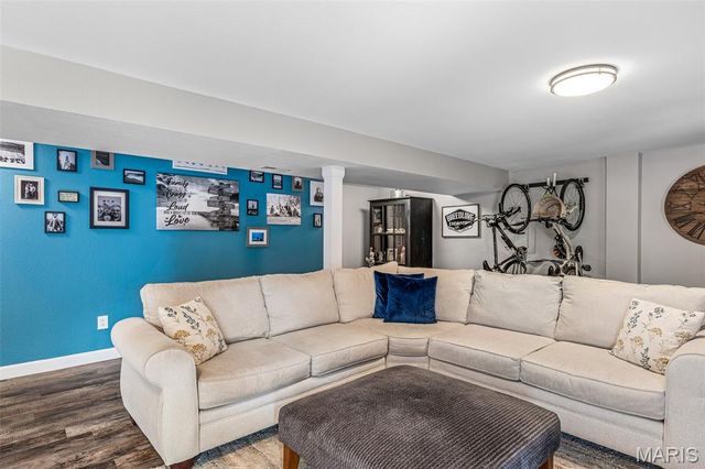 200 Timber Lane, Farmington, MO 63640