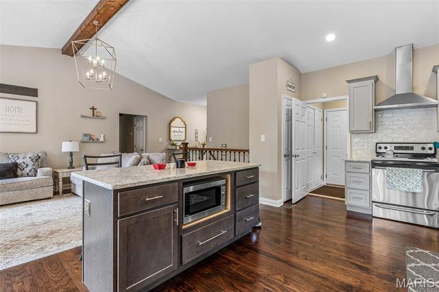 200 Timber Lane, Farmington, MO 63640