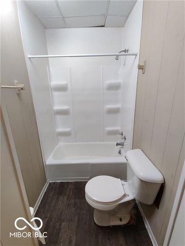 617 W Franklin Street, Shelbyville, IN 46176