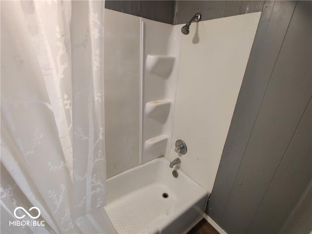 617 W Franklin Street, Shelbyville, IN 46176