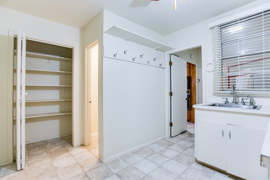 Image 26 of property listing at 4201 River Bend Dr, San Angelo, TX 76903