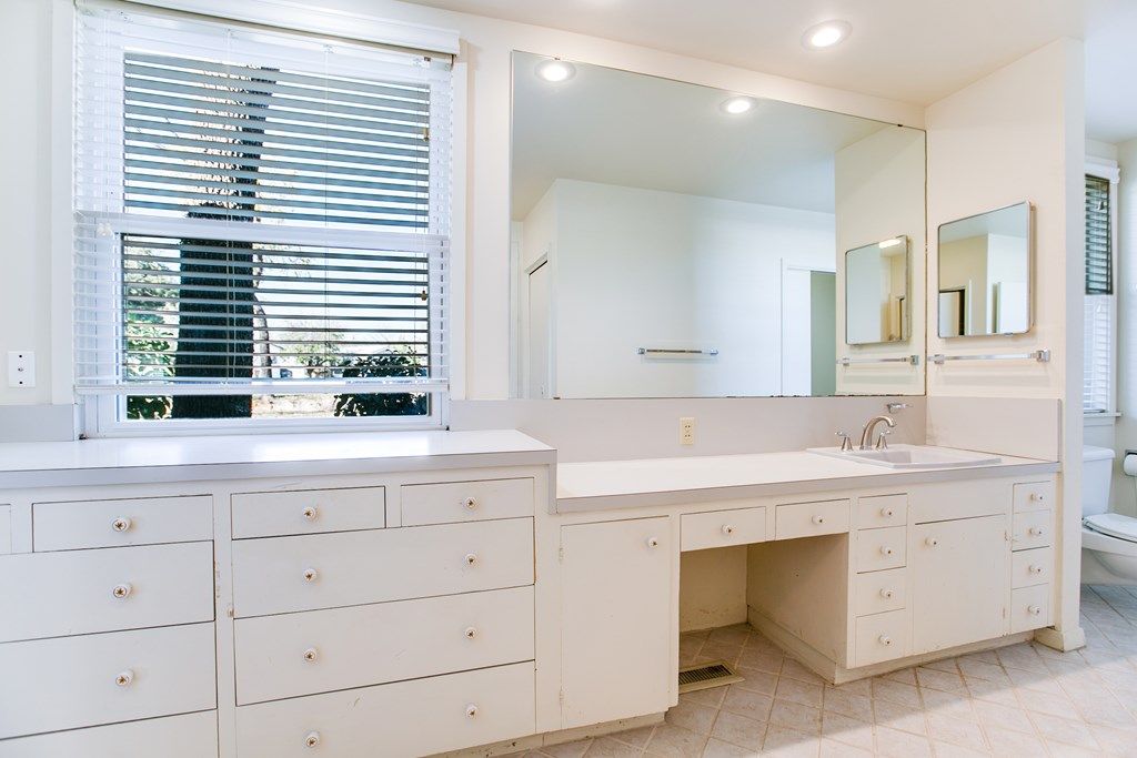 Image 39 of property listing at 4201 River Bend Dr, San Angelo, TX 76903