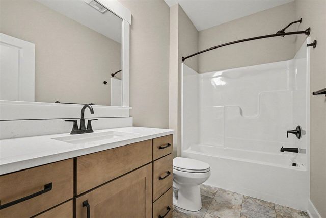 8524 Bosque Drive, Caledonia, MI 49316
