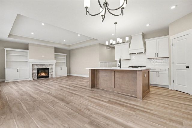 8524 Bosque Drive, Caledonia, MI 49316