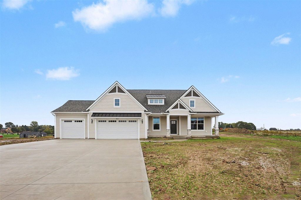 8524 Bosque Drive, Caledonia, MI 49316