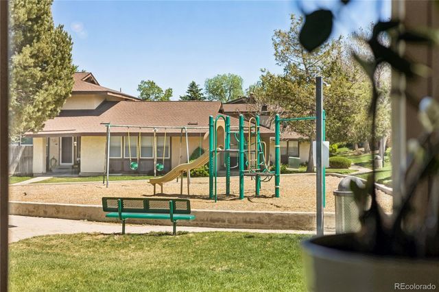 15062 E Jarvis Place, Aurora, CO 80014