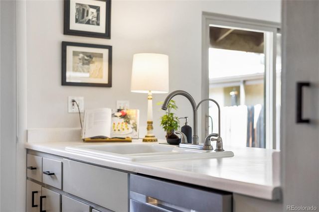15062 E Jarvis Place, Aurora, CO 80014