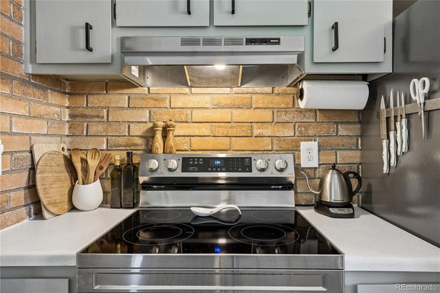 15062 E Jarvis Place, Aurora, CO 80014