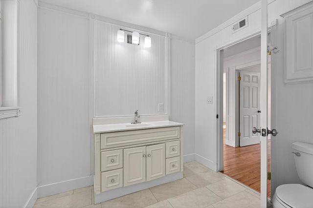 6963 Leesburg Pl, Stockton, CA 95207