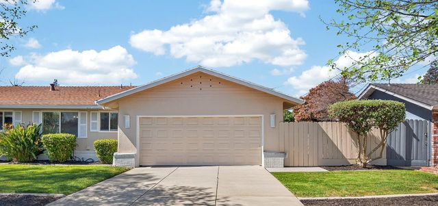 6963 Leesburg Pl, Stockton, CA 95207
