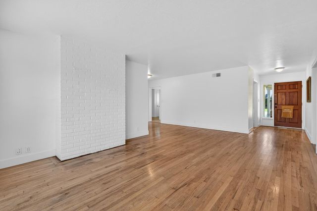 6963 Leesburg Pl, Stockton, CA 95207