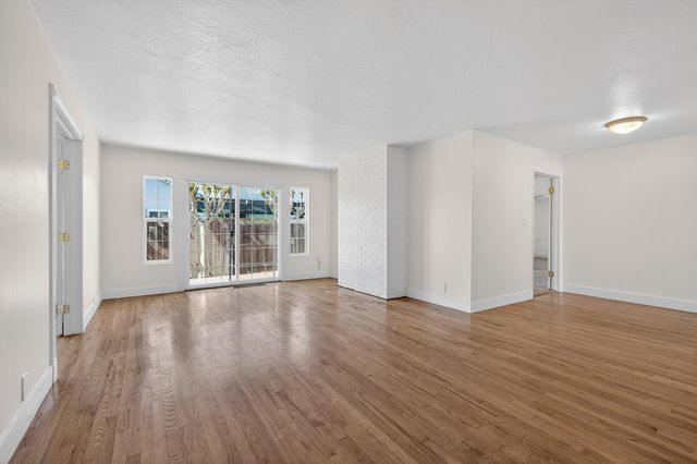 6963 Leesburg Pl, Stockton, CA 95207