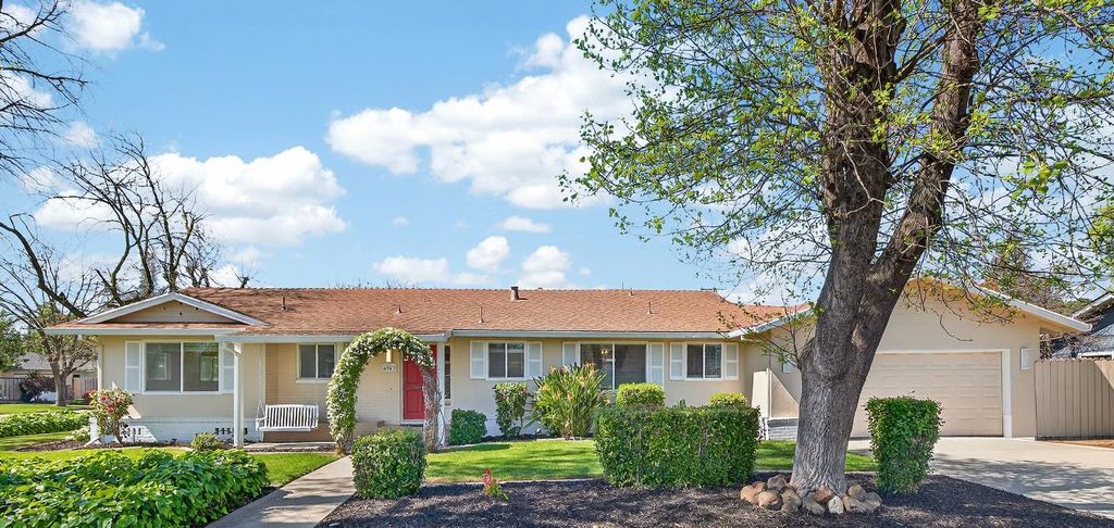 6963 Leesburg Pl, Stockton, CA 95207