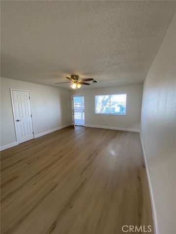 16001 Green Hill 2, Victorville, CA 92394