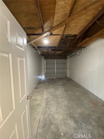 16001 Green Hill 2, Victorville, CA 92394