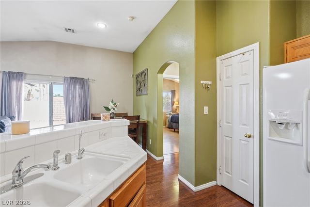 9005 Ivybridge Street, Las Vegas, NV 89123
