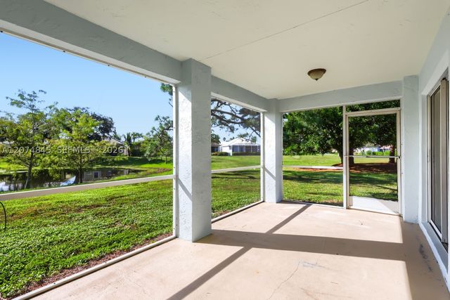 2710 Neaton Ct, Wellington, FL 33414