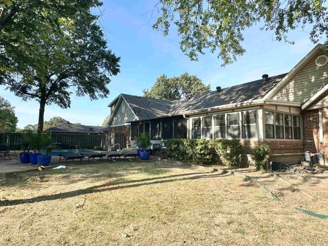 1408 Hillcrest, Jonesboro, AR 72401