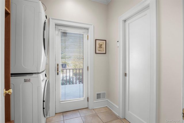 7 Poplar Road, Larchmont, NY 10538