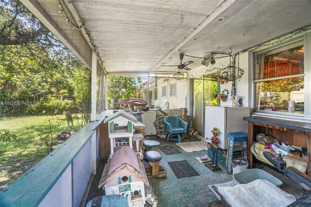 7509 Garfield St, Hollywood, FL 33024