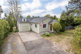 3403 Columbia Heights Road, Longview, WA 98632