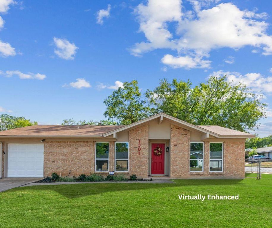 1301 Barrington DR, Austin, TX 78753
