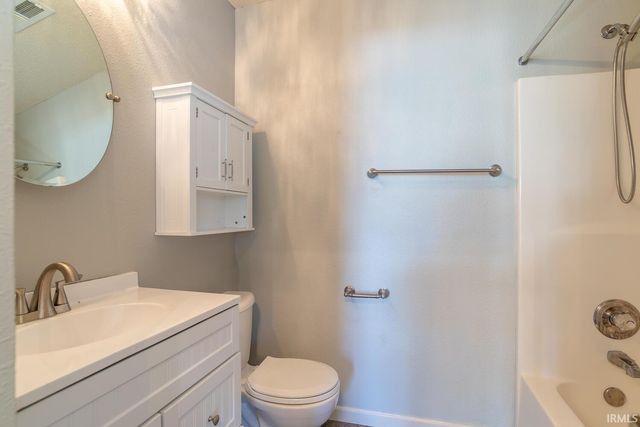 5786 W Tensleep Road, Bloomington, IN 47403