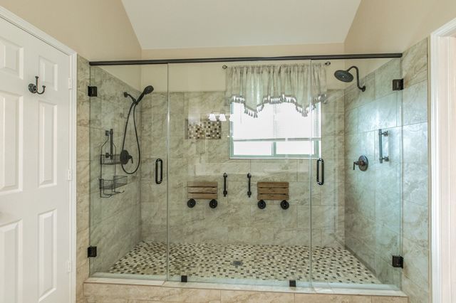 1410 Holveck Drive, Cedar Hill, TX 75104