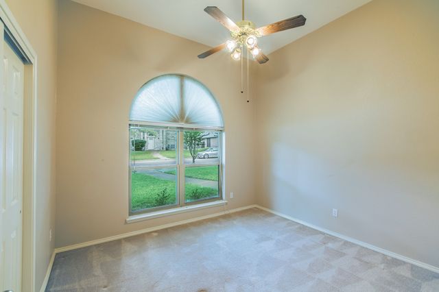 1410 Holveck Drive, Cedar Hill, TX 75104