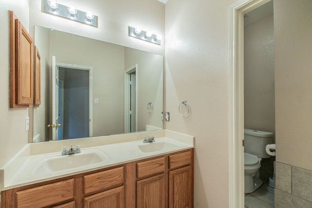 1410 Holveck Drive, Cedar Hill, TX 75104