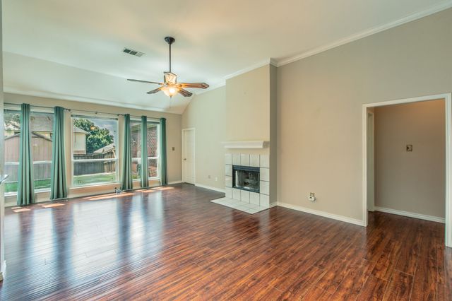 1410 Holveck Drive, Cedar Hill, TX 75104