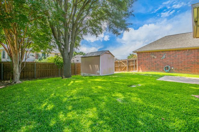 1410 Holveck Drive, Cedar Hill, TX 75104