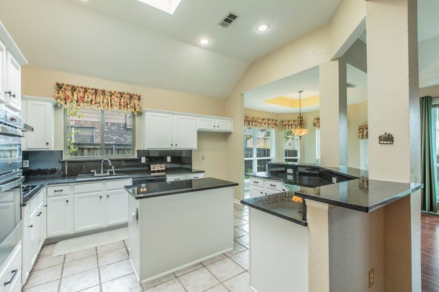 1410 Holveck Drive, Cedar Hill, TX 75104